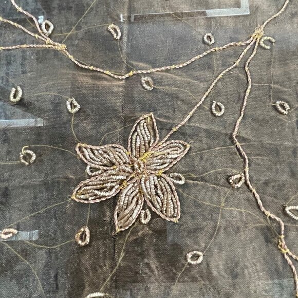 Gold Festive Tablecloth Sheer Woven Metal Square - Picture 4 of 5